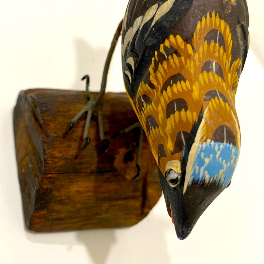 Vintage Wood Hand Carved / Hand Painted Detailed Bird Folk Art Figure